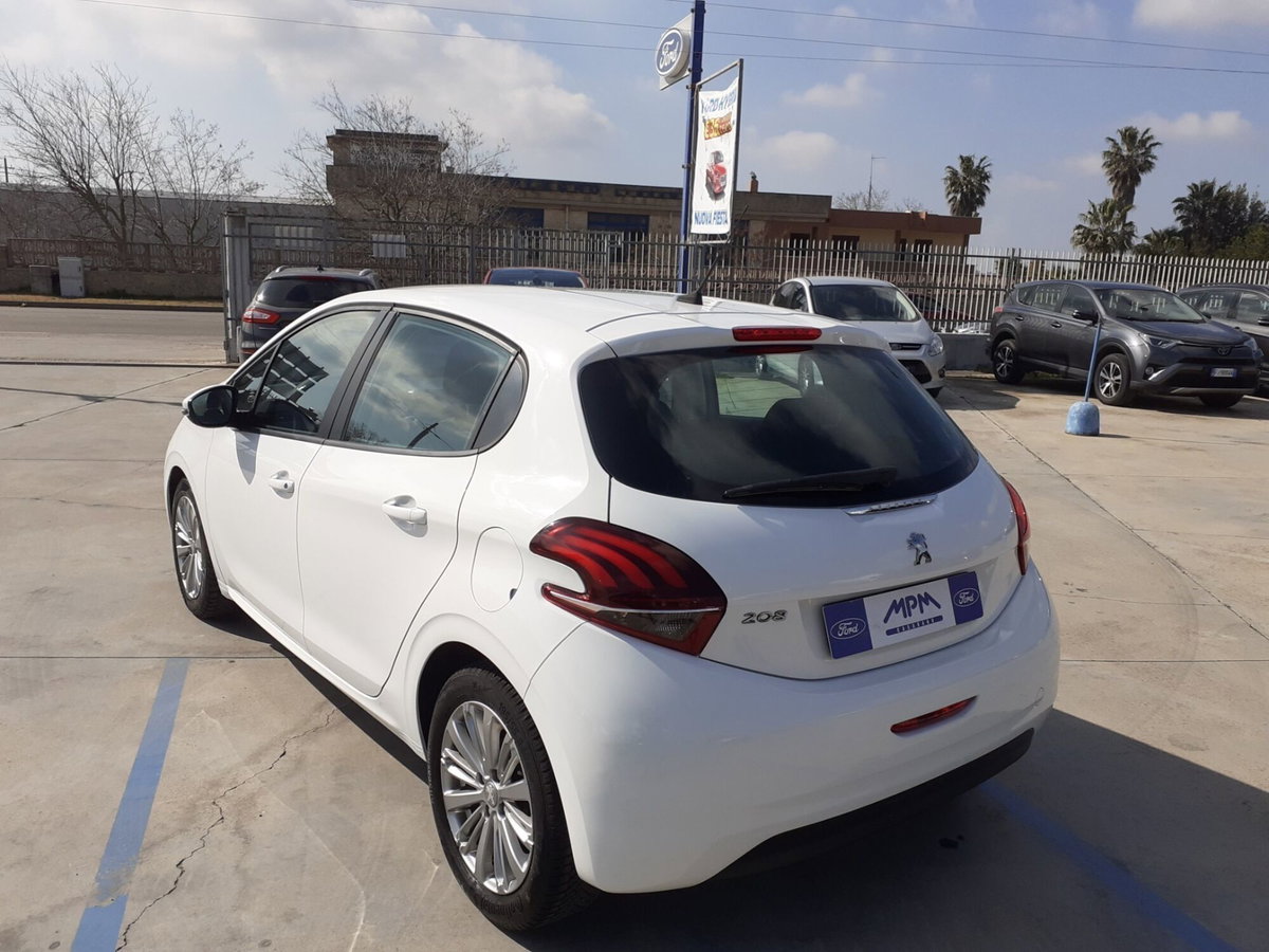 Peugeot 208 100 5 porte Allure (6)