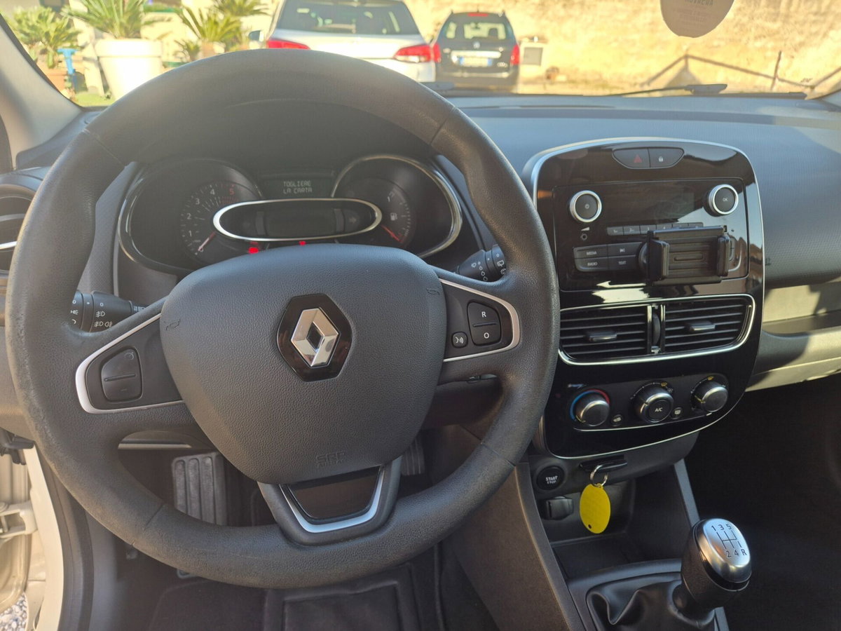Renault Clio dCi 8V 75CV Start&Stop 5 porte Energy Zen (13)
