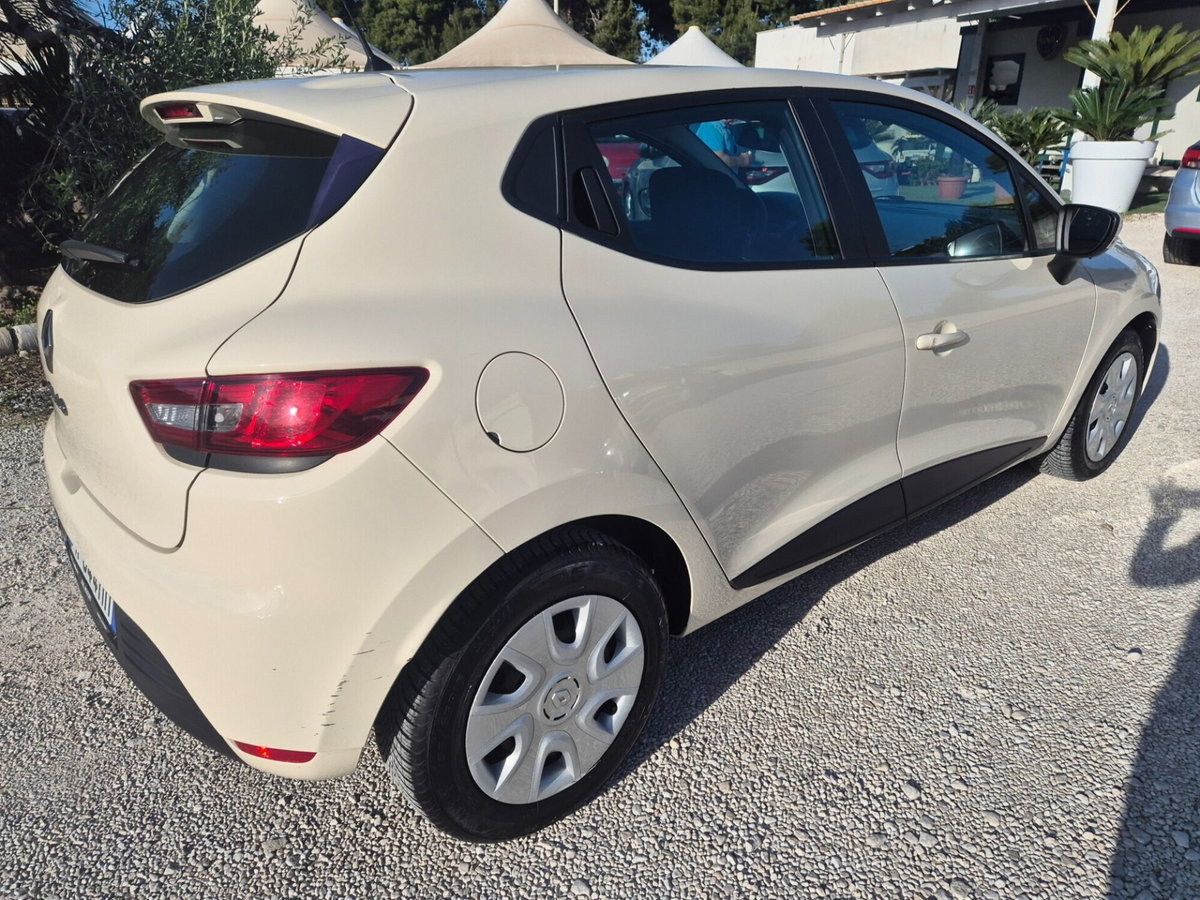 Renault Clio dCi 8V 75CV Start&Stop 5 porte Energy Zen (6)