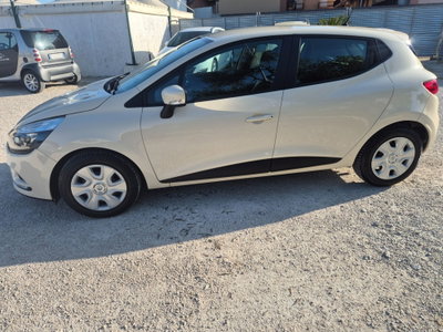 Renault Clio dCi 8V 75CV Start&Stop 5 porte Energy Zen (8)