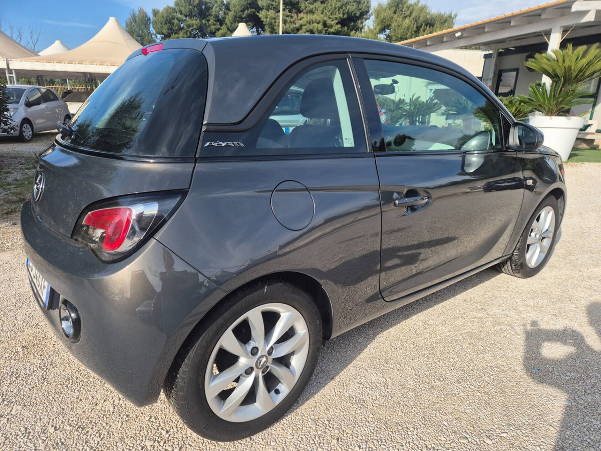 Opel Adam 1.2 70 CV Jam (4)