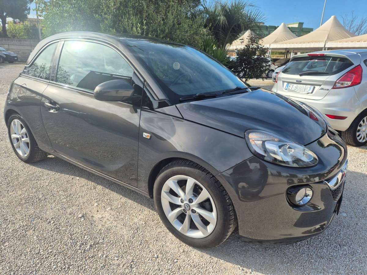 Opel Adam 1.2 70 CV Jam (5)