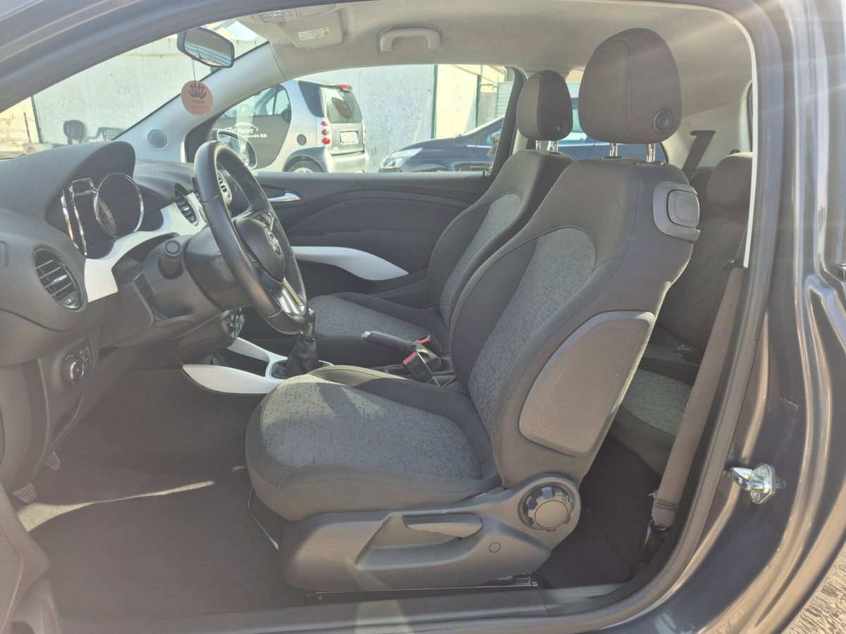 Opel Adam 1.2 70 CV Jam (8)