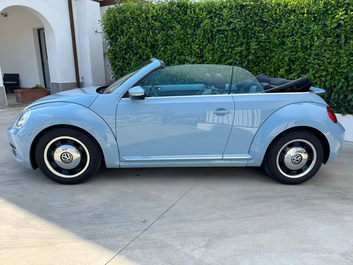 Volkswagen Maggiolino Cabrio 1.6 TDI Design