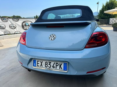 Volkswagen Maggiolino Cabrio 1.6 TDI Design (11)