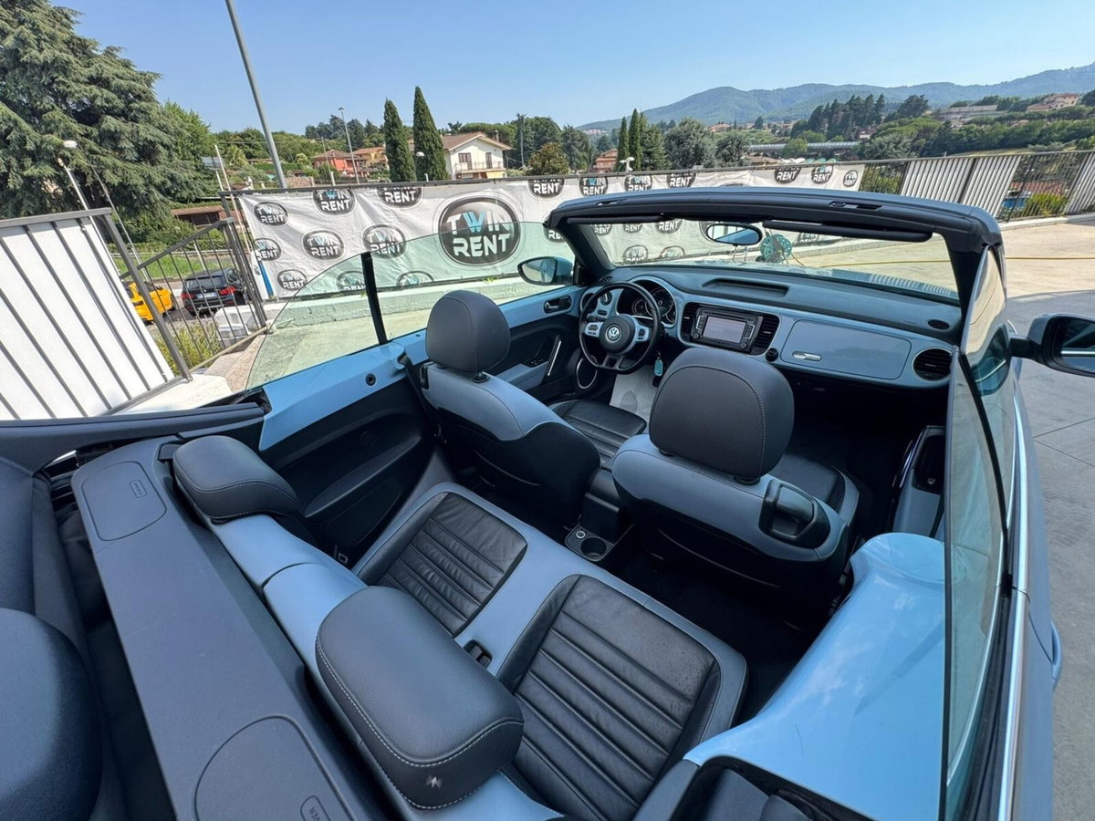 Volkswagen Maggiolino Cabrio 1.6 TDI Design (14)