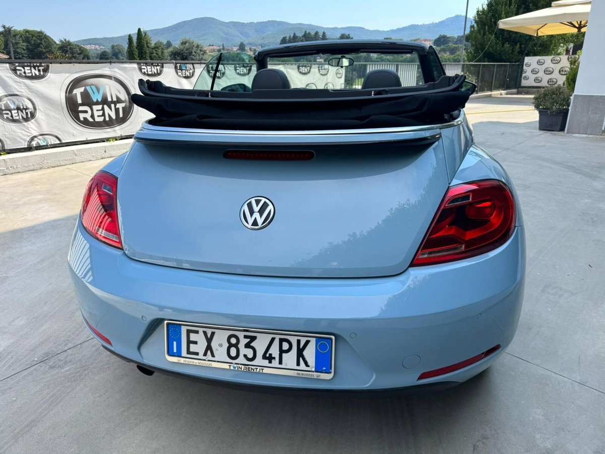 Volkswagen Maggiolino Cabrio 1.6 TDI Design (4)