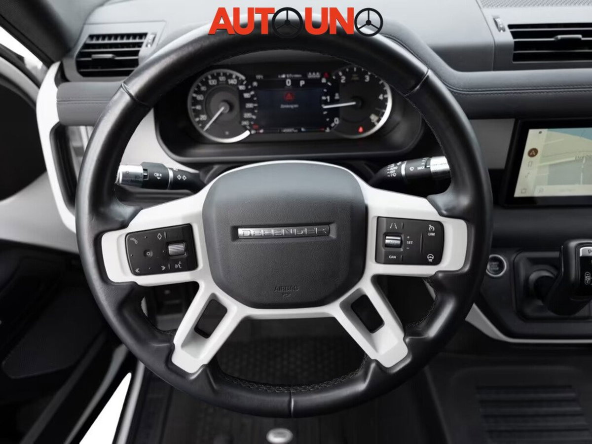 Land Rover Defender 110 2.0 SD4 AWD Auto S (5)
