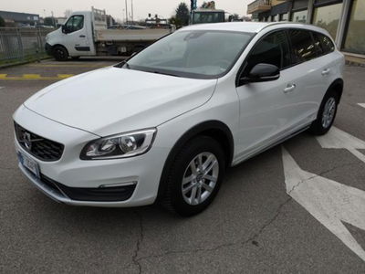 Volvo V60 Cross Country D3 Business usata