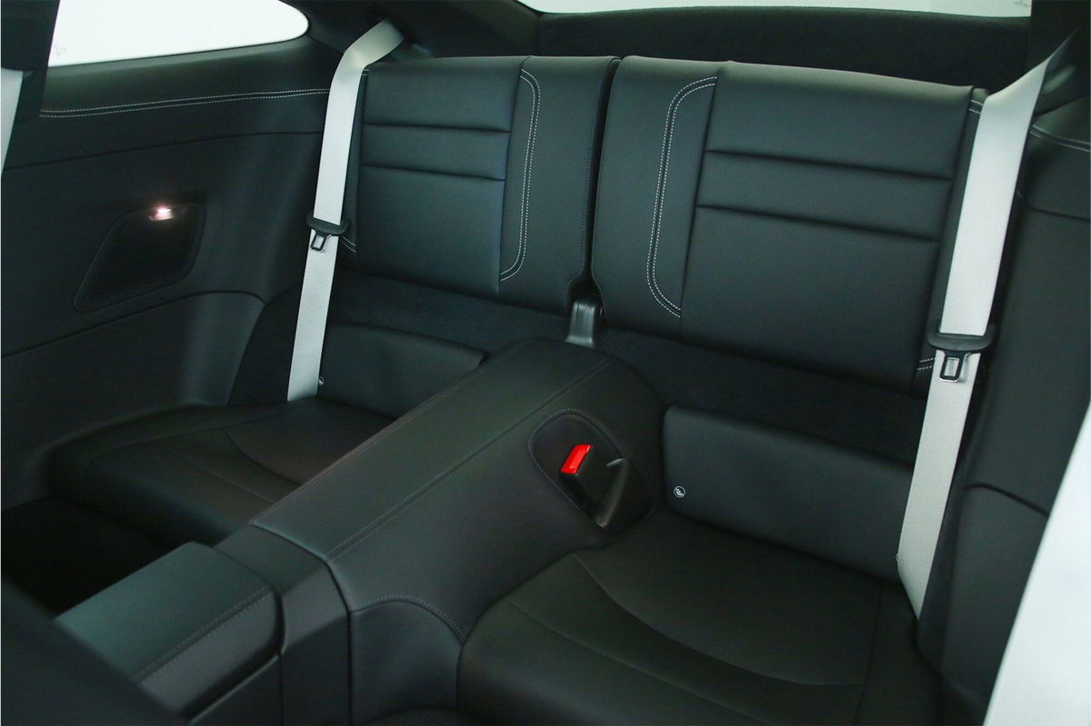 Porsche 911 Coupé 3.0 Carrera 394cv auto (8)