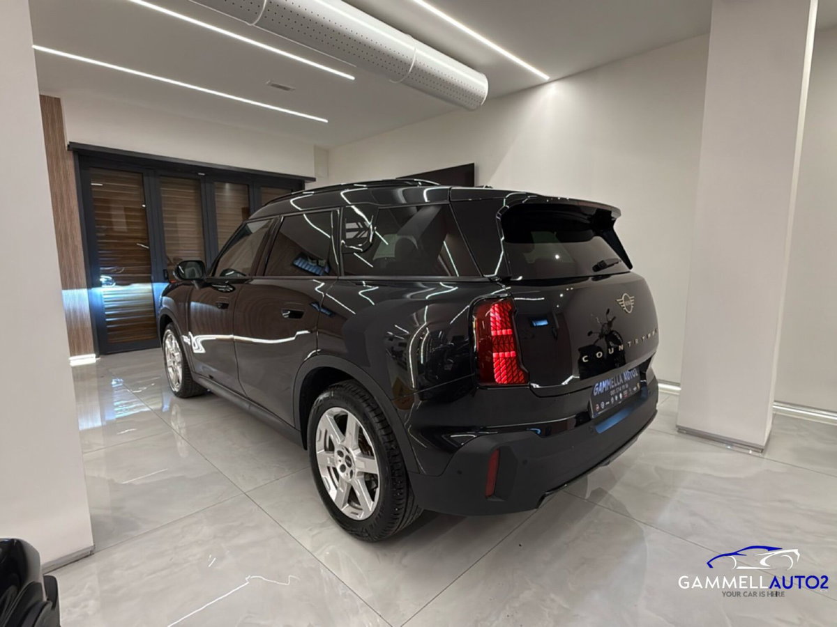 MINI Mini Countryman E Blackyard (10)