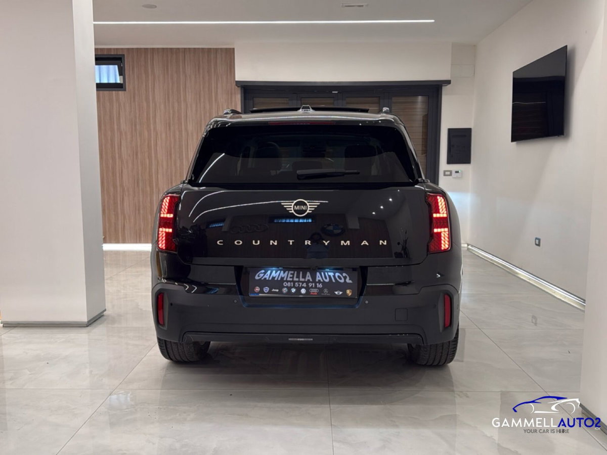 MINI Mini Countryman E Blackyard (11)