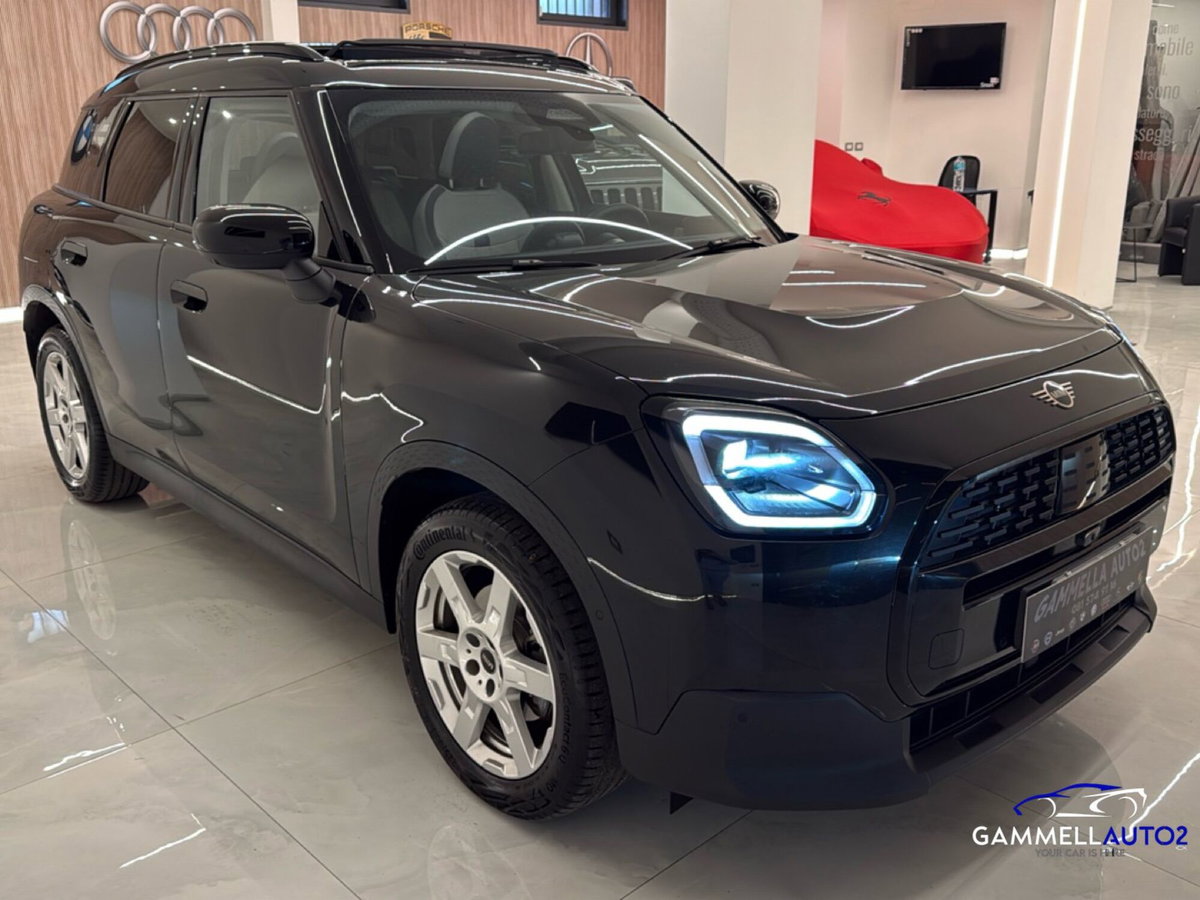 MINI Mini Countryman E Blackyard (4)