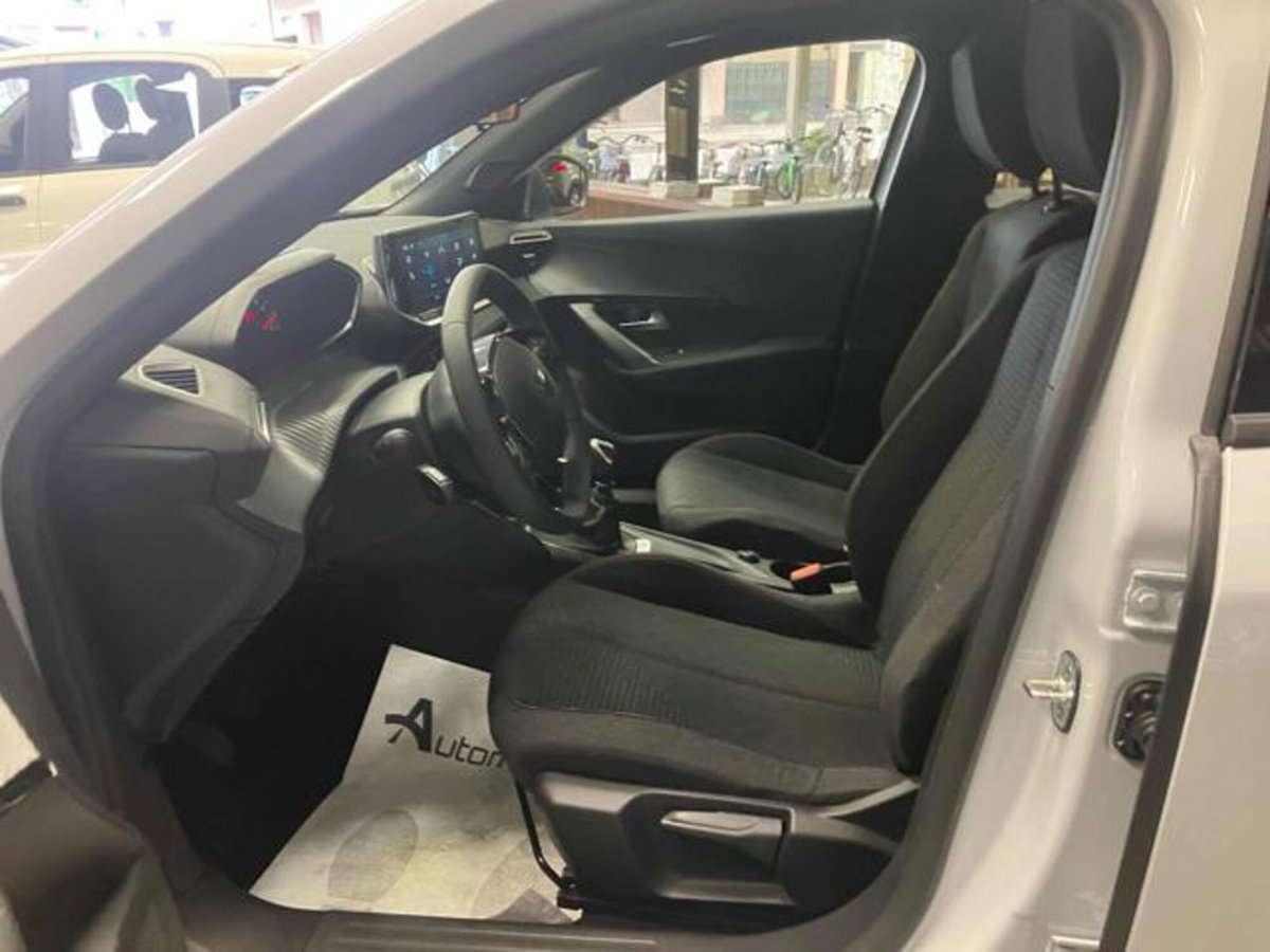 Peugeot 2008 1.2 puretech Style s&s 100cv (6)