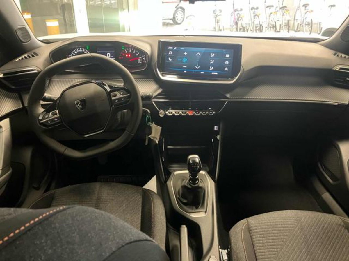 Peugeot 2008 1.2 puretech Style s&s 100cv (7)