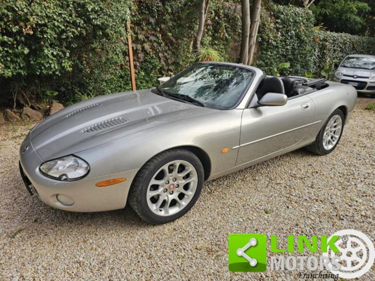 Jaguar XKR 4.0 Convertibile (11)