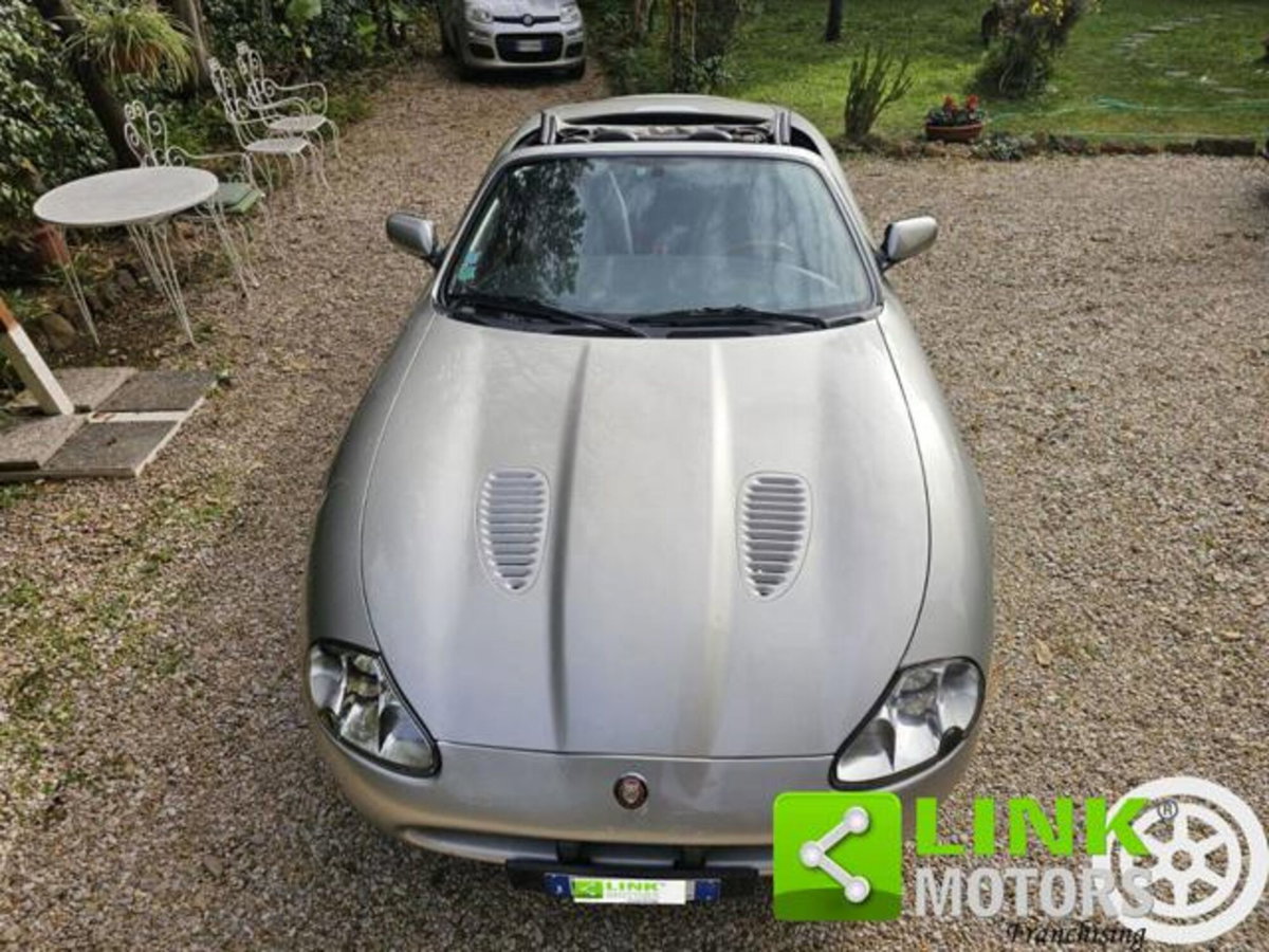 Jaguar XKR 4.0 Convertibile (16)