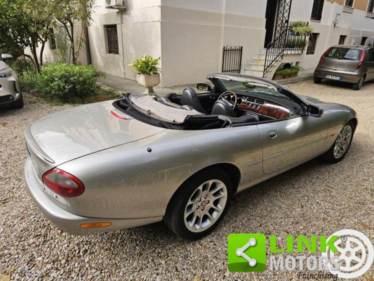 Jaguar XKR 4.0 Convertibile (8)