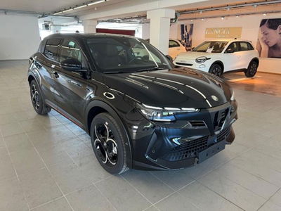 Alfa Romeo Junior elettrica Speciale 156cv nuova