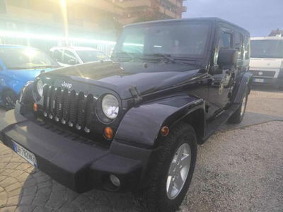 Jeep Wrangler Unlimited 2.8 CRD DPF Sahara Auto usata