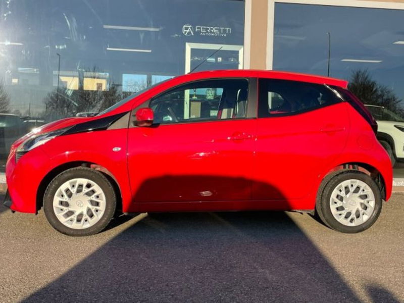 Toyota Aygo Connect 1.0 VVT-i 72 CV 5 porte x-clusiv
