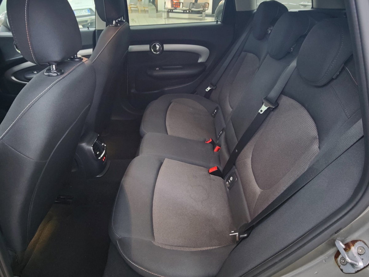 MINI Mini Clubman 1.5 One D Business Clubman (14)