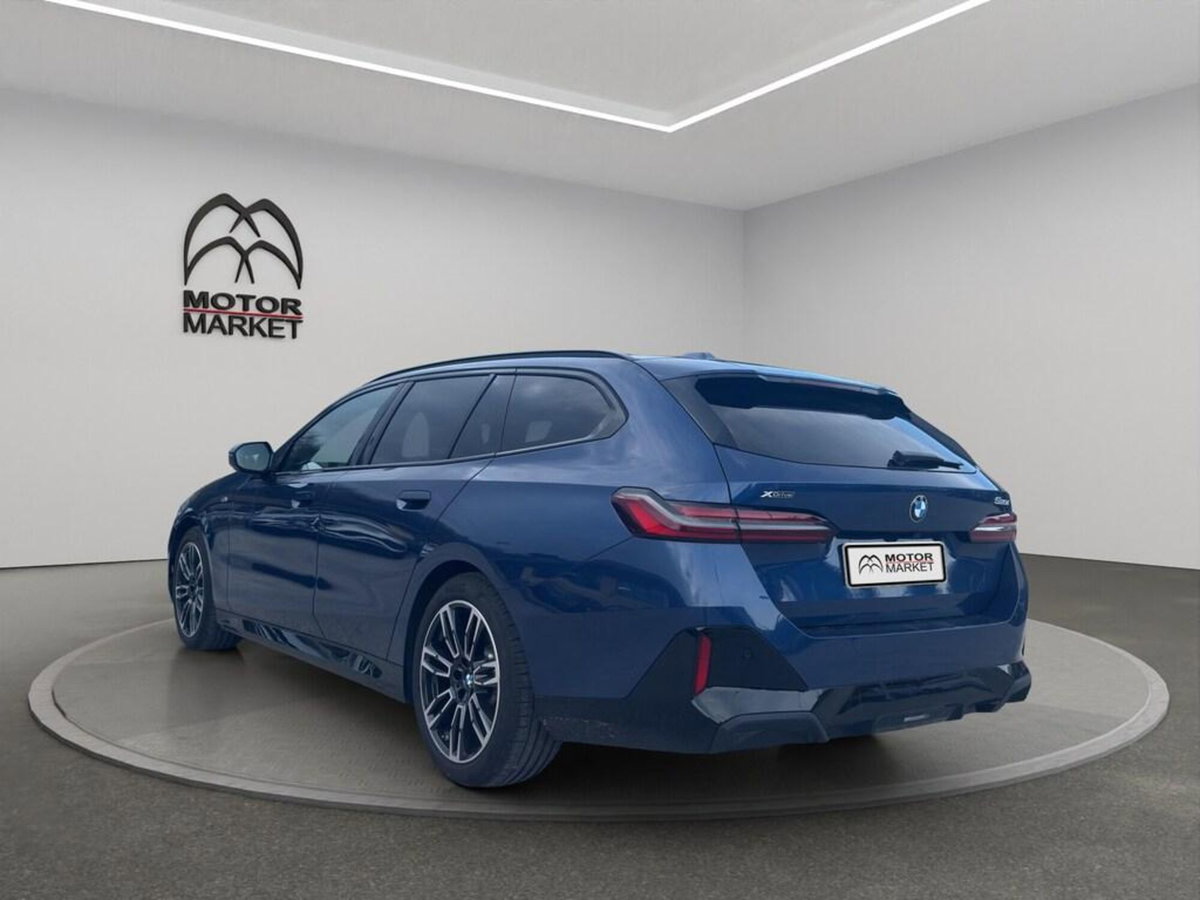 BMW Serie 5 Touring 520d  48V xdrive MSport Pro auto (8)