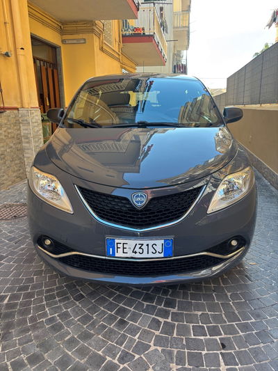 Lancia Ypsilon 1.2 69 CV 5 porte GPL Ecochic Gold usata