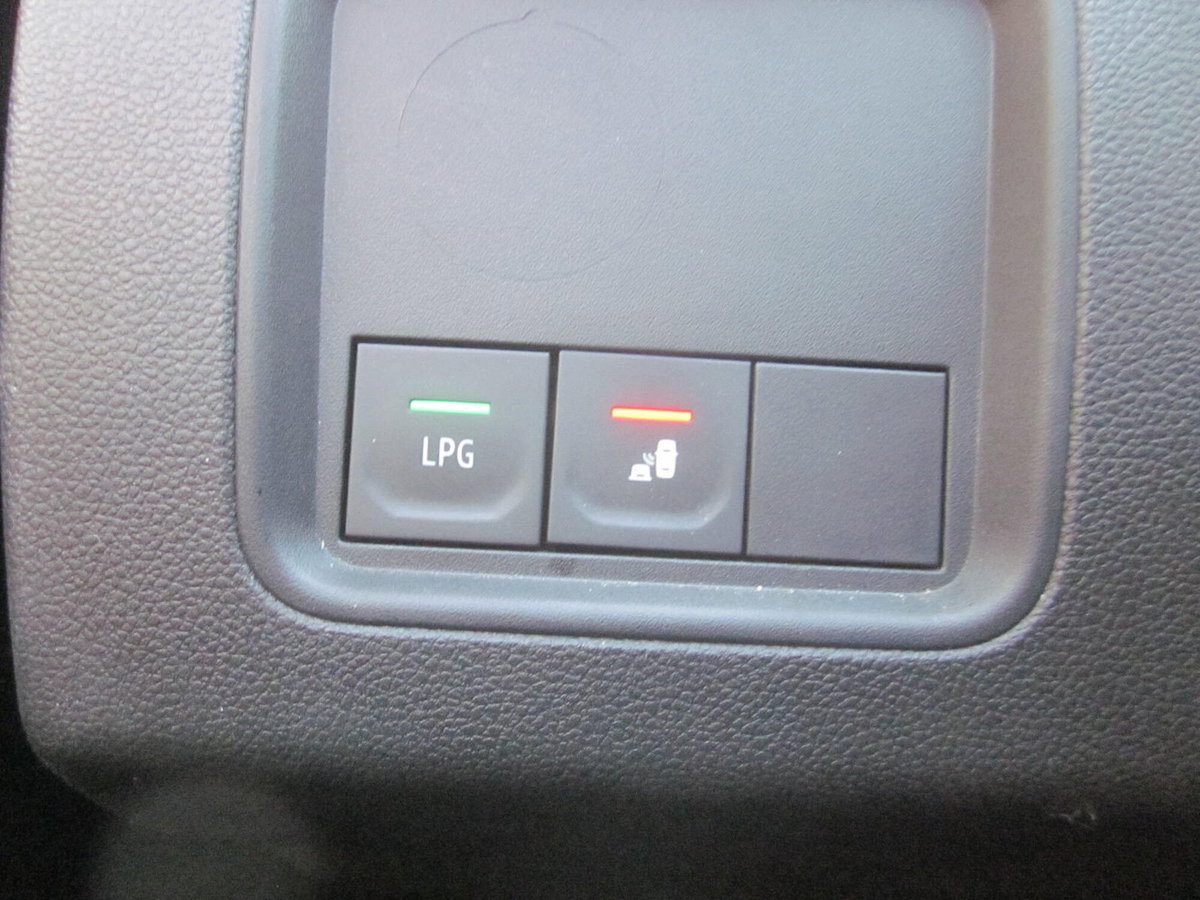 Dacia Duster 1.0 TCe GPL 4x2 Extreme (16)