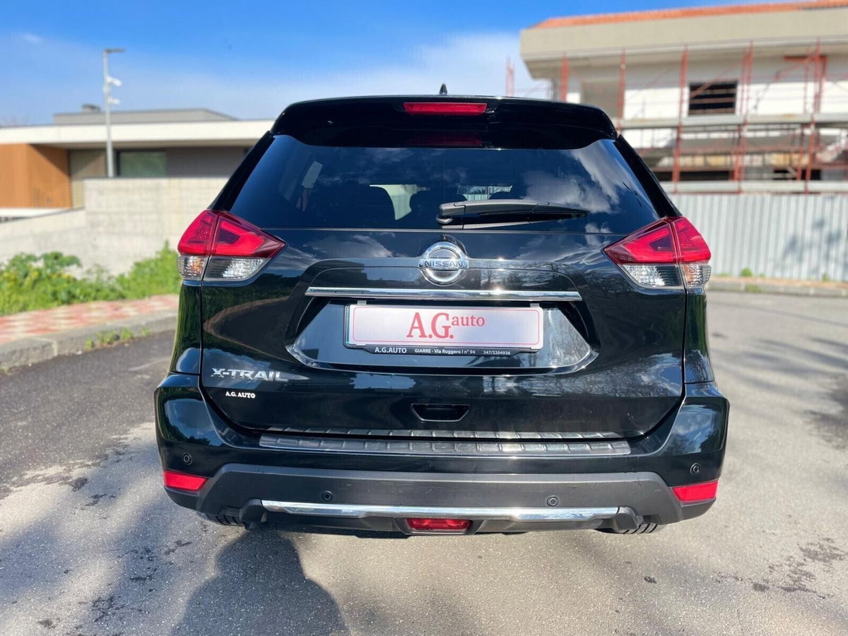 Nissan X-Trail 1.6 dCi 2WD Tekna (6)