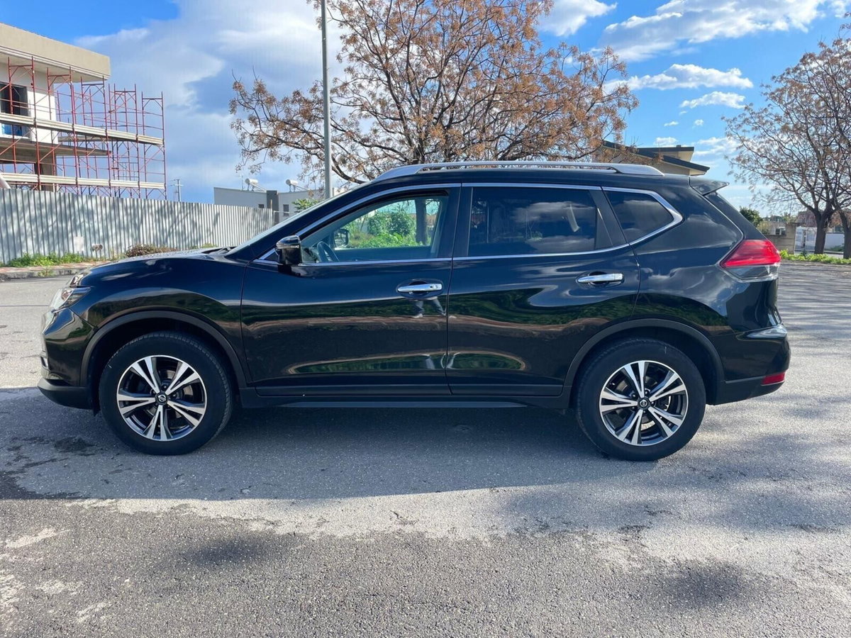 Nissan X-Trail 1.6 dCi 2WD Tekna (8)