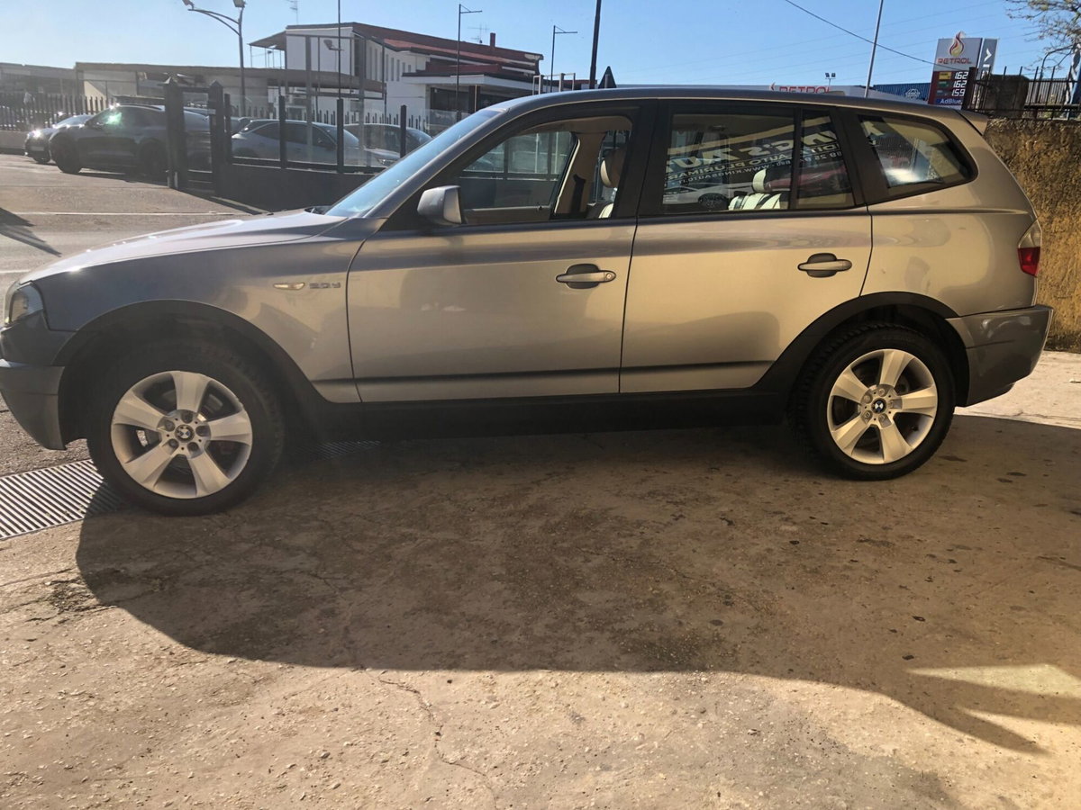 BMW X3 2.0d cat Eletta (2)