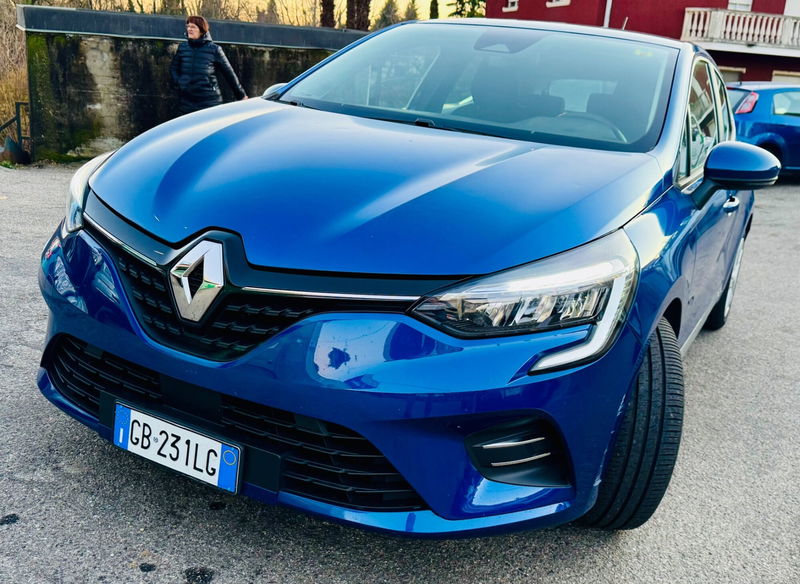 Renault Clio Full Hybrid E-Tech 140 CV 5 porte Initiale Paris