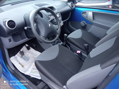 Peugeot 107 68CV 3p. Desir (7)