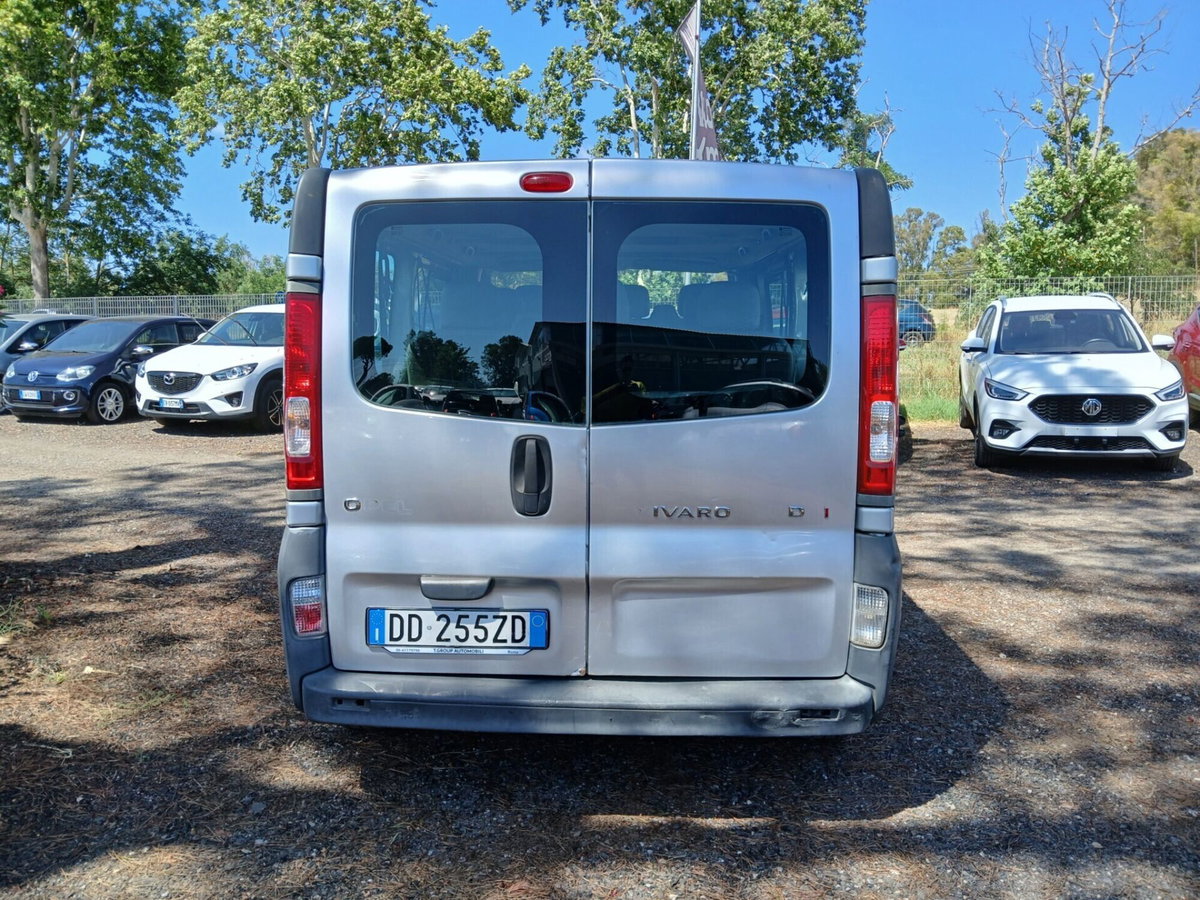 Opel Vivaro Furgone 29 2.5 CDTI PL-TN Combi Semivetrato Fap M1 (4)