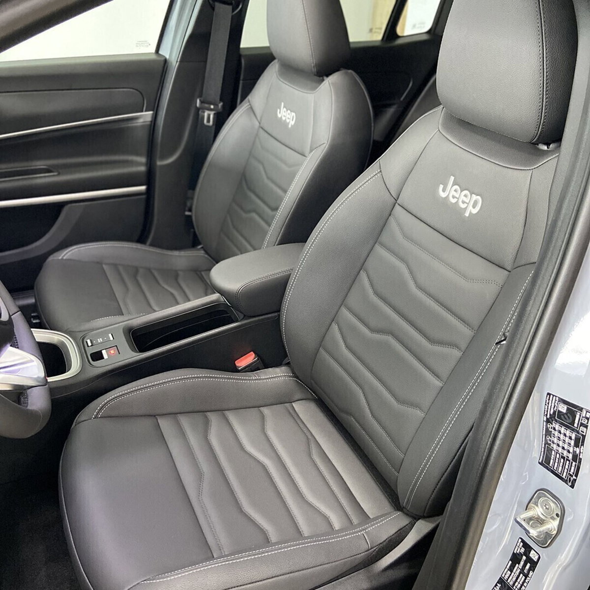 Jeep Avenger 1.2 turbo Summit fwd 100cv (6)