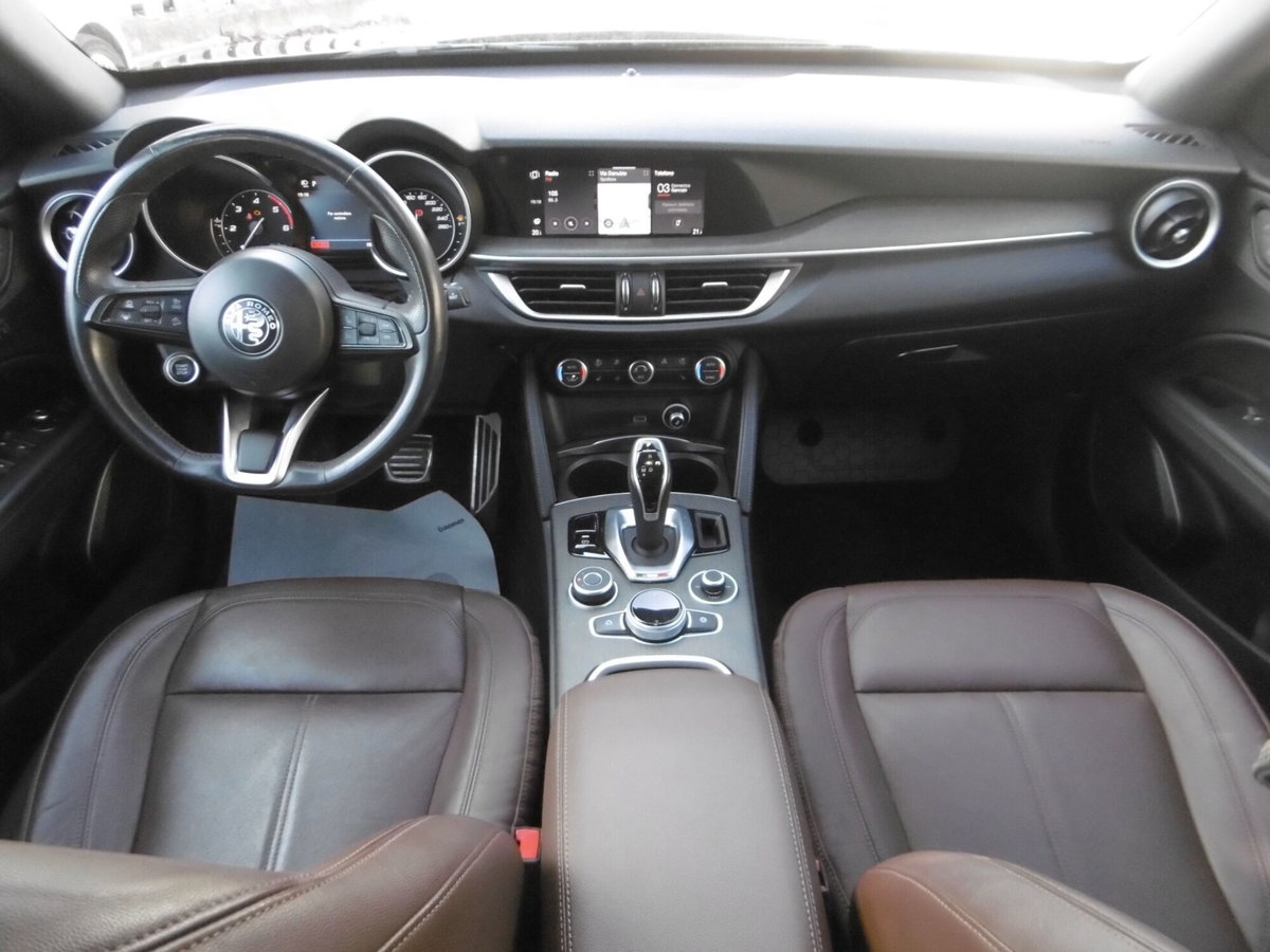 Alfa Romeo Stelvio Stelvio 2.2 Turbodiesel 210 CV AT8 Q4 Ti (10)