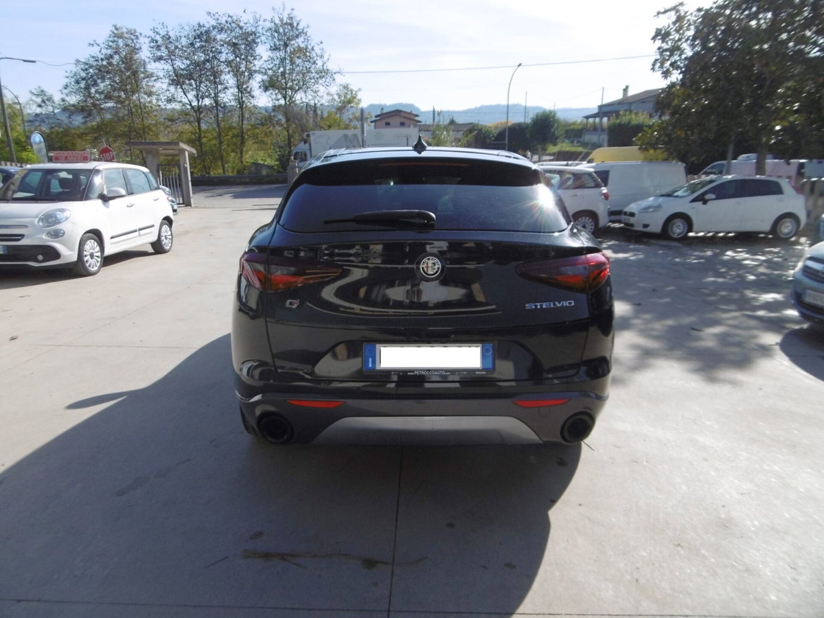 Alfa Romeo Stelvio Stelvio 2.2 Turbodiesel 210 CV AT8 Q4 Ti (6)
