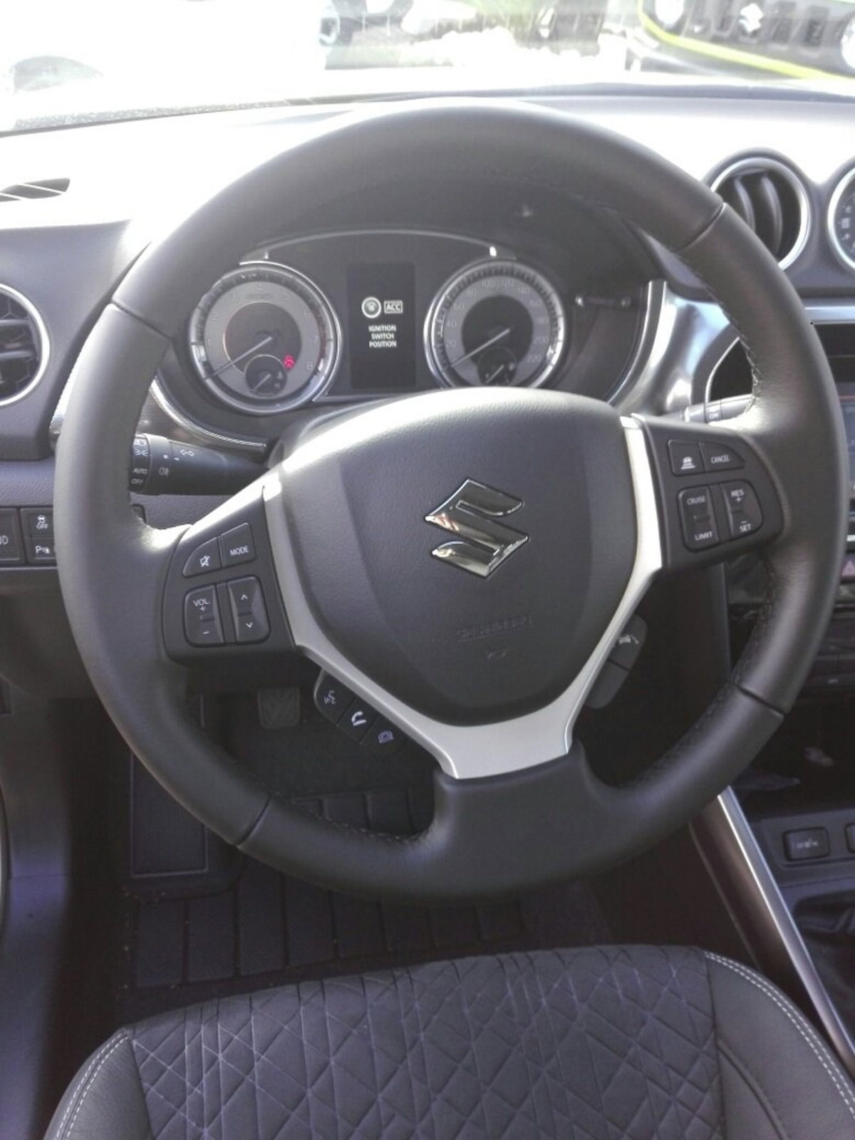 Suzuki Vitara 1.4 Hybrid Easy Top (12)