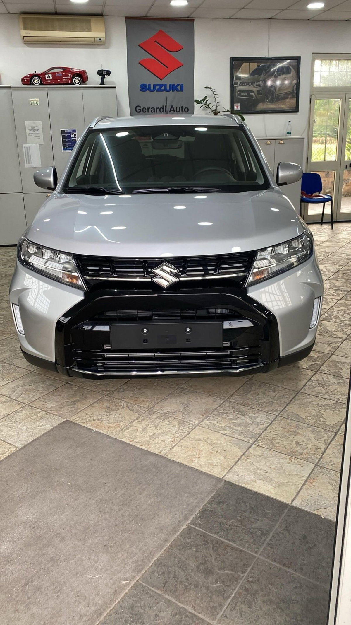 Suzuki Vitara 1.4 Hybrid Starview (9)