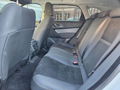 Land Rover Range Rover Velar 2.0 TD4 180 CV (10)