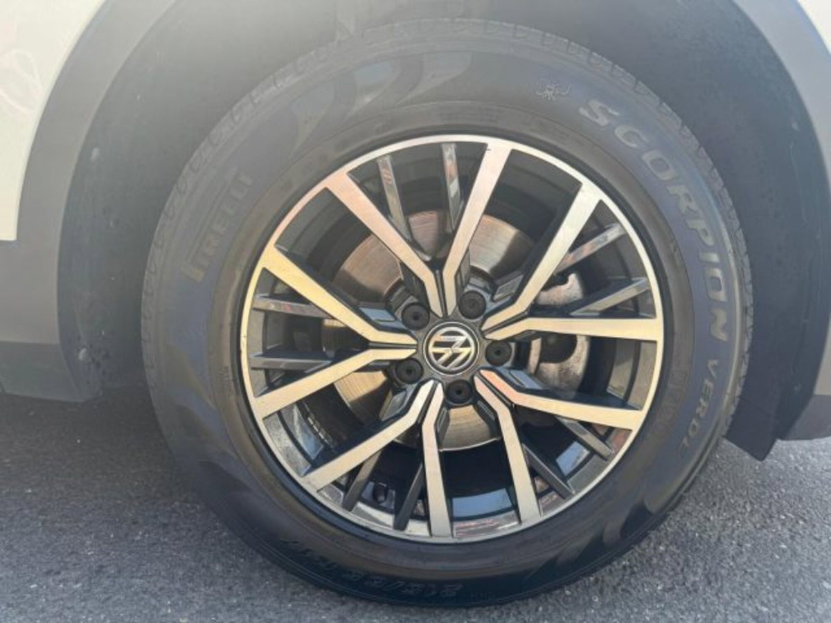 Volkswagen Tiguan Allspace 2.0 TDI SCR DSG 4MOTION Business BMT (15)