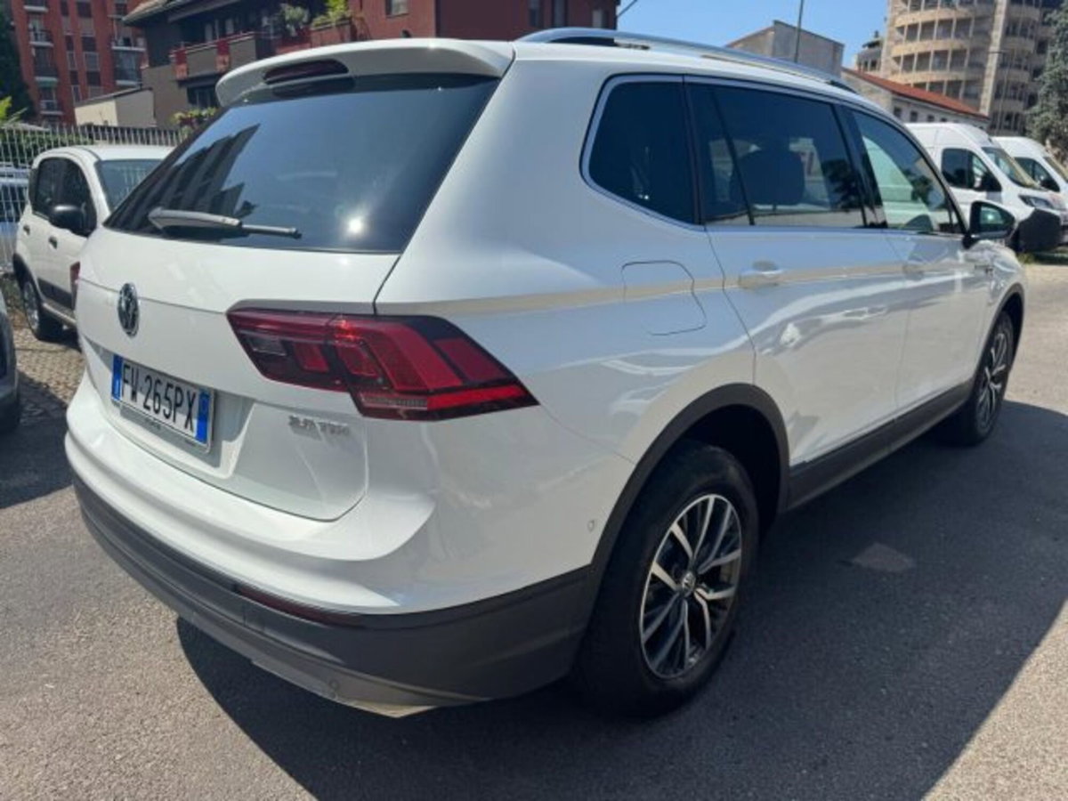 Volkswagen Tiguan Allspace 2.0 TDI SCR DSG 4MOTION Business BMT (5)