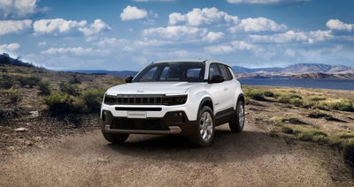 Jeep Avenger 1.2 turbo e-hybrid mhev Altitude fwd 110cv edct6 nuova