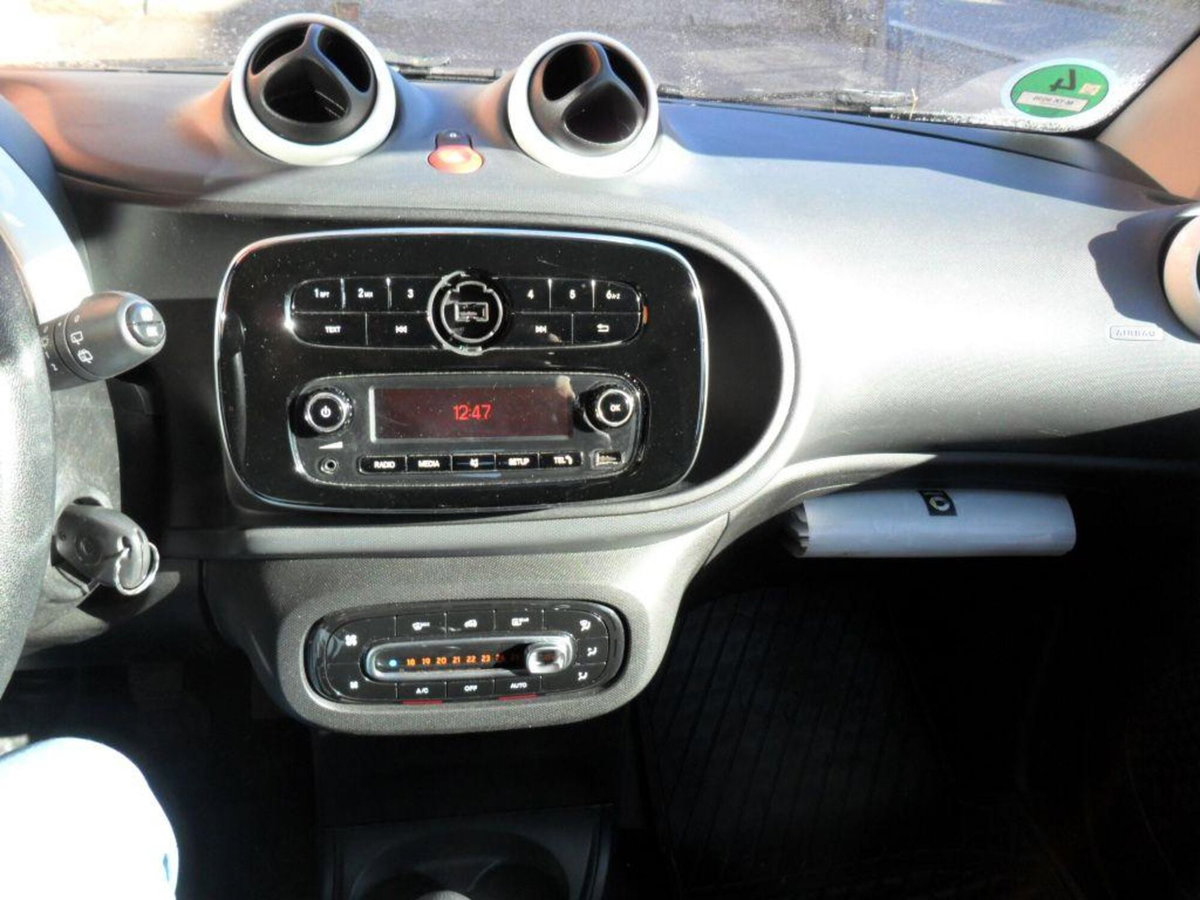 smart Fortwo 70 1.0 Urban (4)