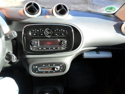 smart Fortwo 70 1.0 Urban (4)