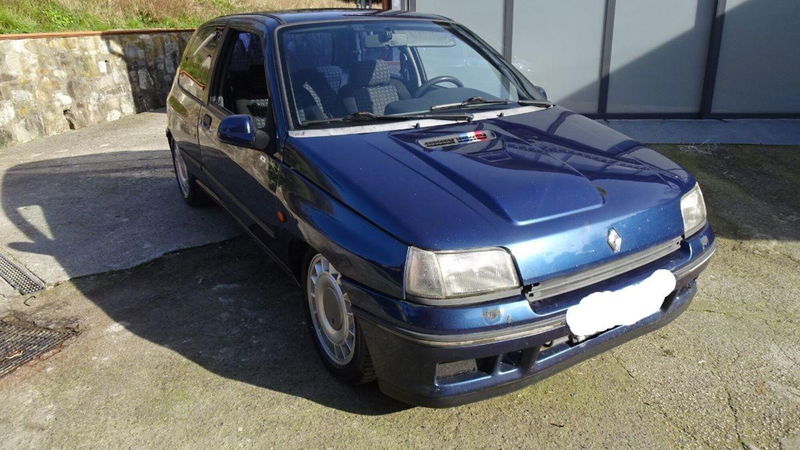 Renault Clio 16V