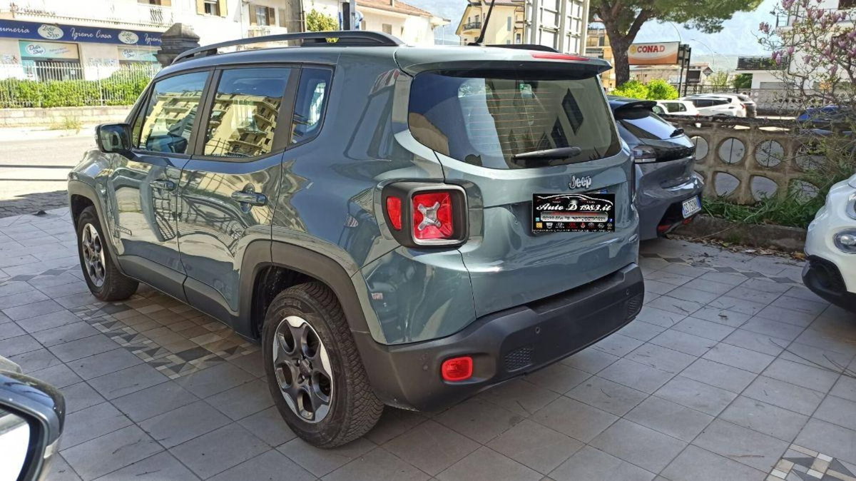 Jeep Renegade 1.6 Mjt 105 CV Business (4)