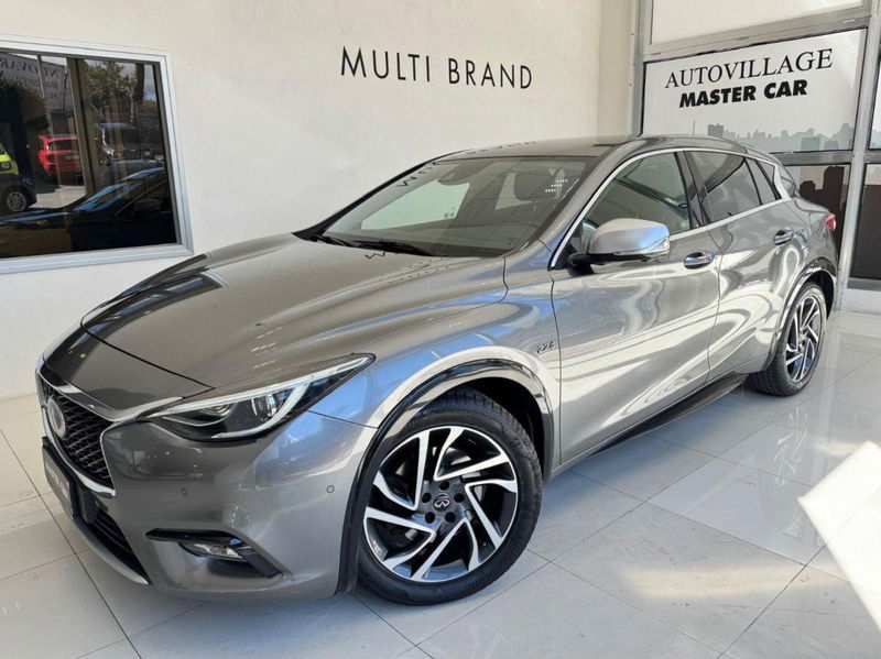 Infiniti Q30 2.2 diesel DCT AWD Premium Tech