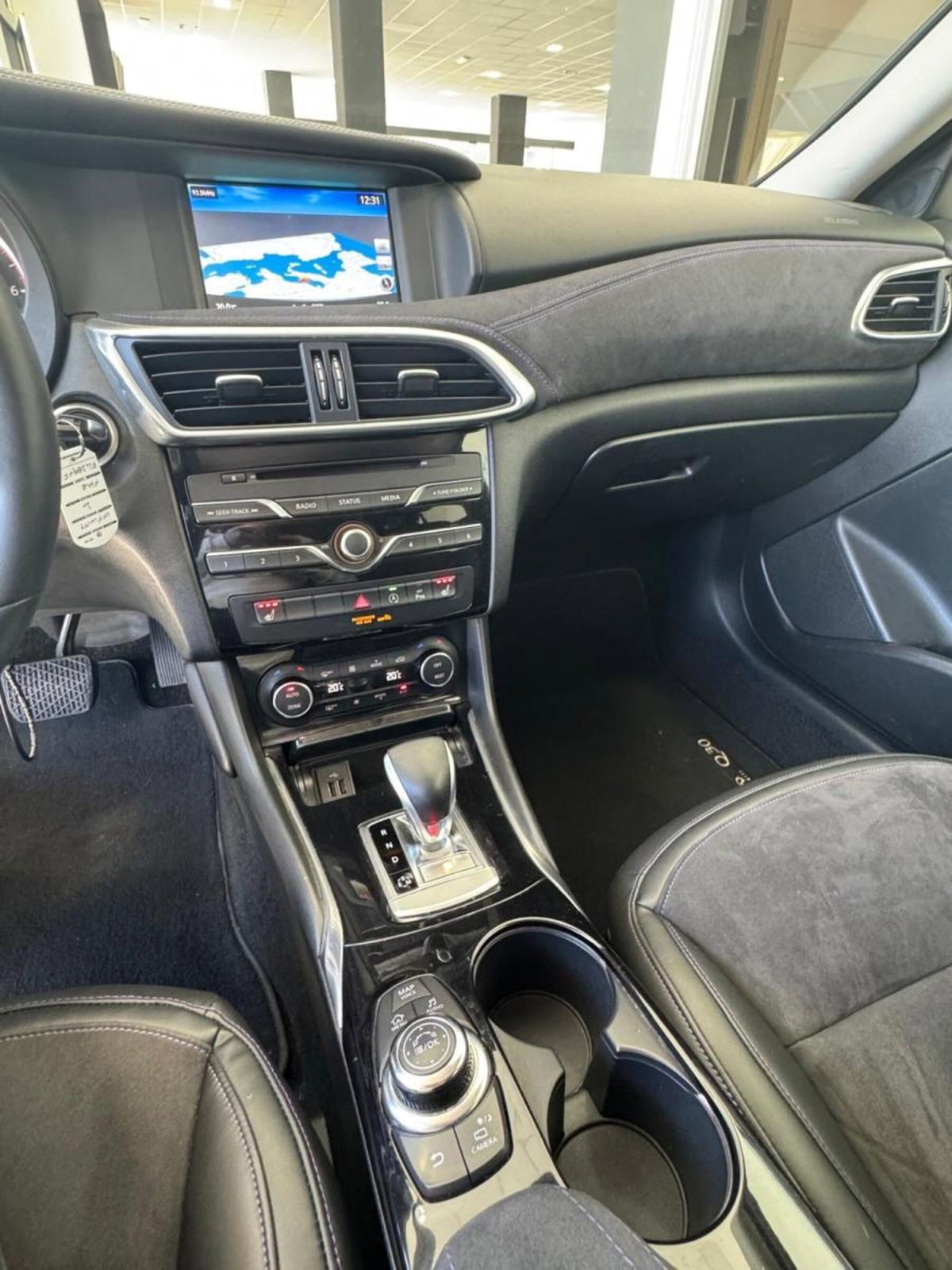 Infiniti Q30 2.2 diesel DCT AWD Premium Tech (14)